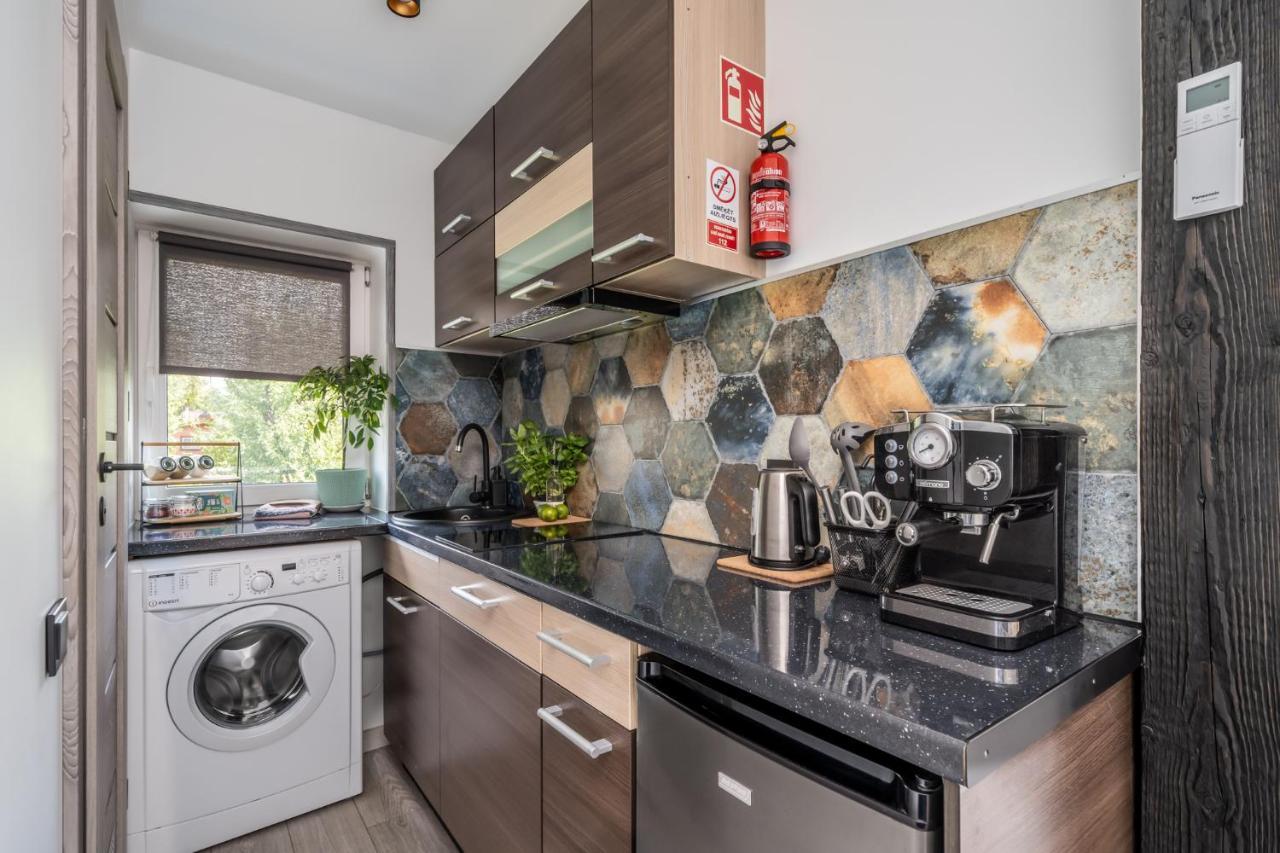 Villa Family Garden House With Free Private Parking & Playground à Riga Extérieur photo