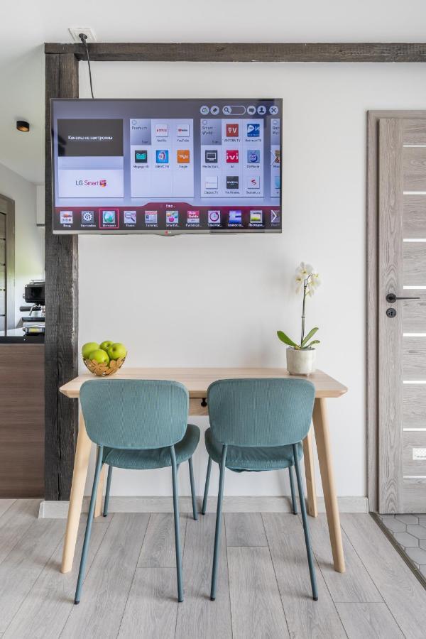 Villa Family Garden House With Free Private Parking & Playground à Riga Extérieur photo